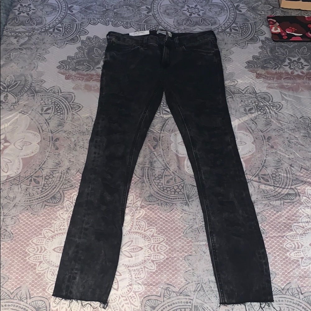 NEW Zara Ripped jeans mid-rise in washes black